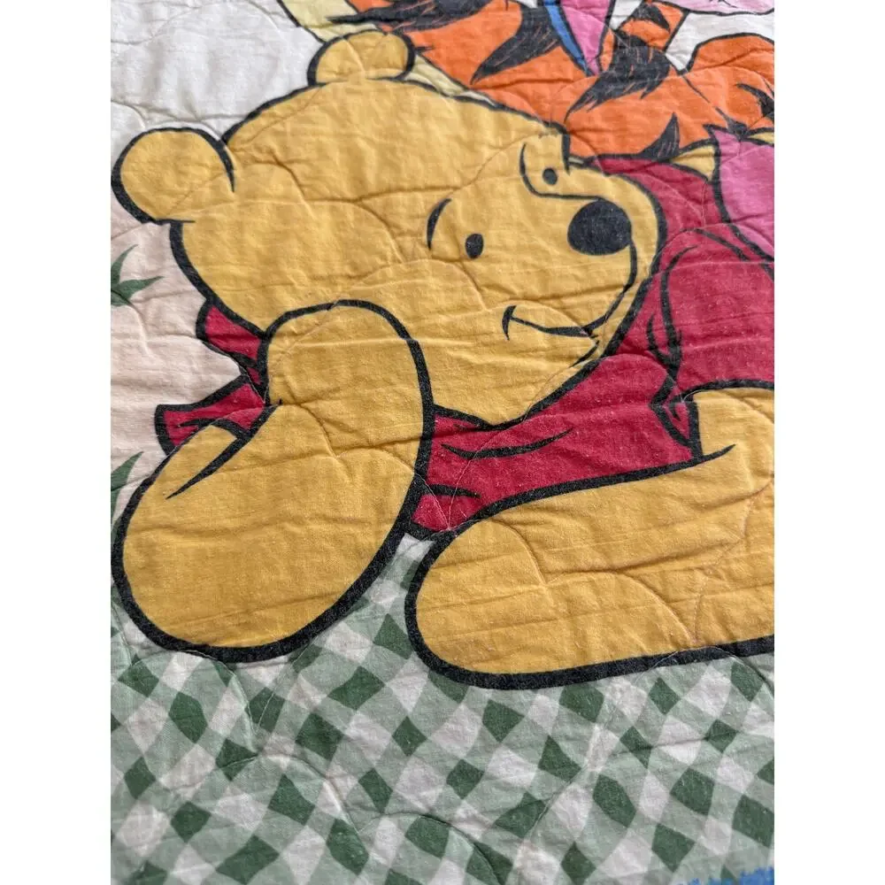 Vintage Handmade Winnie The Pooh Tigger Eeyore Piglet Baby Crib Quilt 33x43